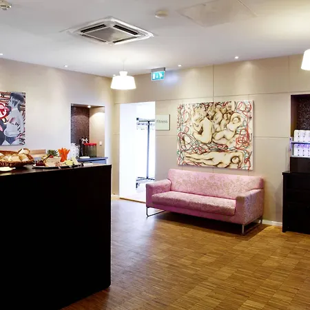 酒店 弗朗特斯堪迪克酒店 4*