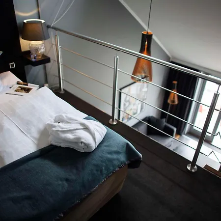 Scandic Front Hotel 4*