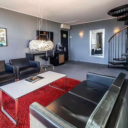 酒店 弗朗特斯堪迪克酒店 4*