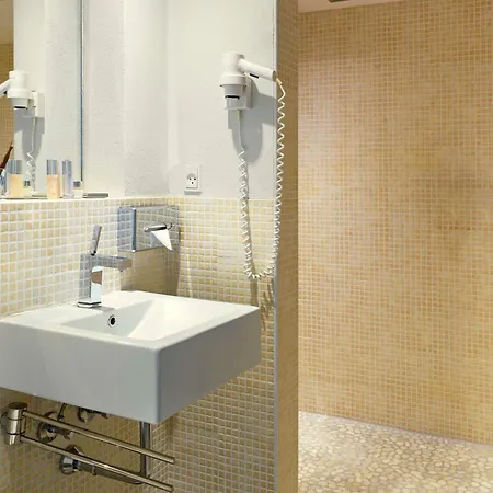 酒店 弗朗特斯堪迪克酒店 4*