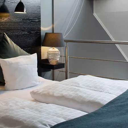 Scandic Front Hotell 4*