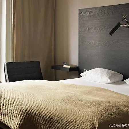 Scandic Front Hotel 4*