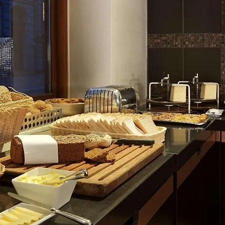 Scandic Front Hotel 4*